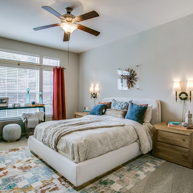 Essex House - Modern Bedroom with 9-Foot Ceiling and Complimentary Fan