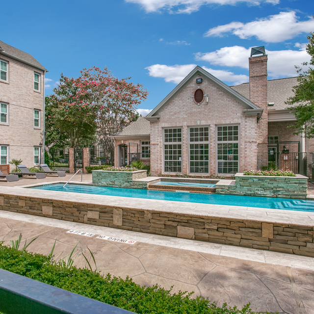 essex house apartments