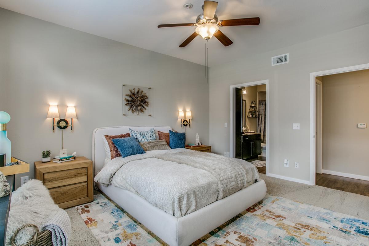 River Oaks Apartments in Houston Essex House Apartments